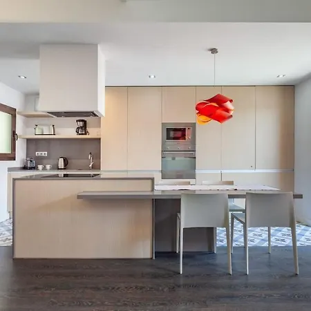 3-bedroom Penthouse With Terrace In Eixample Apartment Barcelona