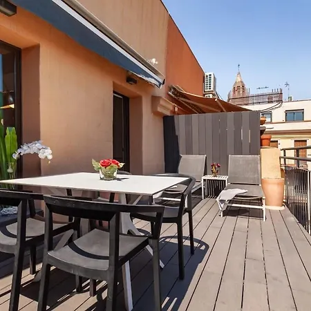 3-bedroom Penthouse With Terrace In Eixample Apartment *