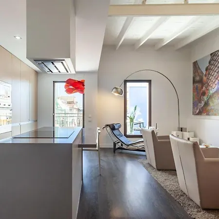 3-bedroom Penthouse With Terrace In Eixample *