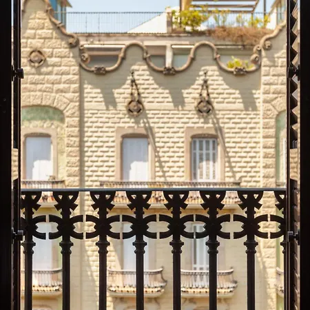 3-bedroom Penthouse With Terrace In Eixample Apartment *