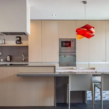 3-bedroom Penthouse With Terrace In Eixample *