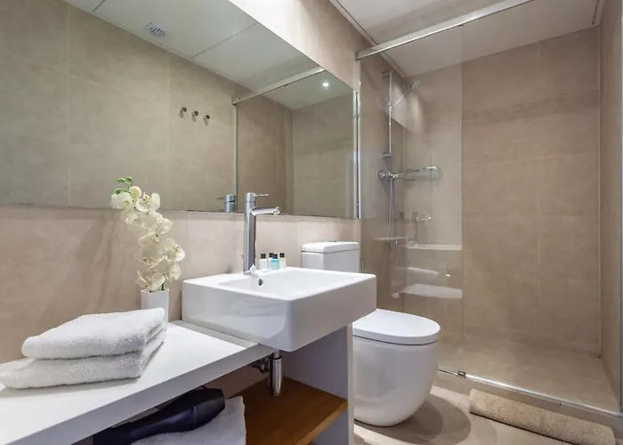 The Collection - 3-bedroom Penthouse With Terrace In Eixample Barcelona